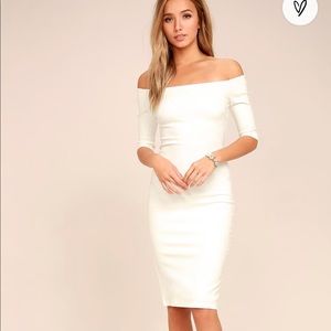 Lulu’s Ivory off the shoulder midi dress size M
